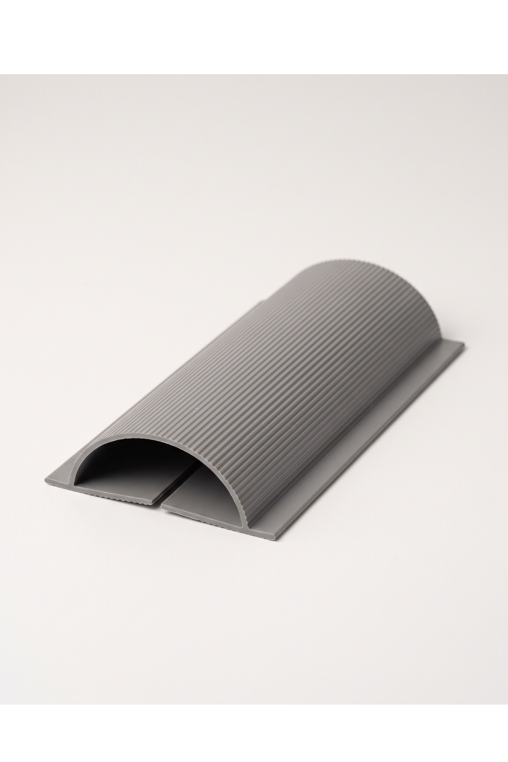 SUSTOCP00027_Cable_Cover_Raceway_Hero_01
