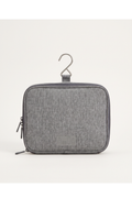 SU00152423_Hanging_Toiletry_Bag_Hero_01