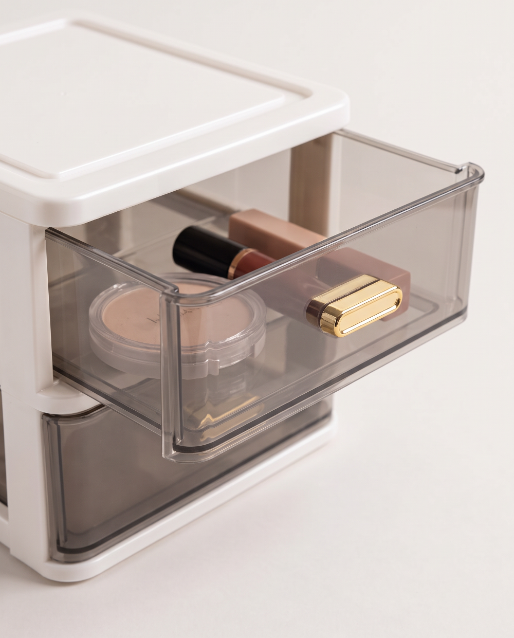 SU00152234_Cosmetic_Organizer_Detail_01