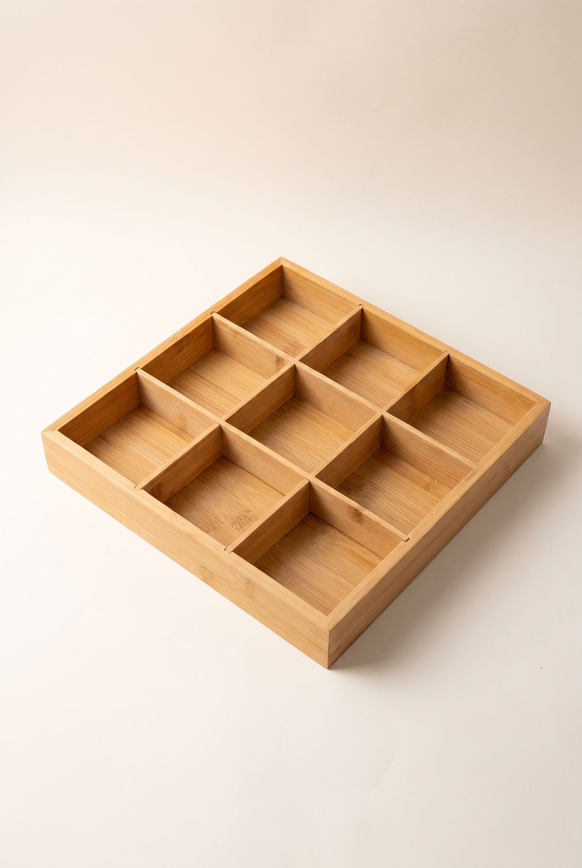9-section natural bamboo compartment tray, 3 x 3 grid, empty